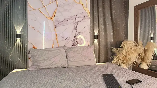 raven noctis  online show from April 2026 04:41:02 AM