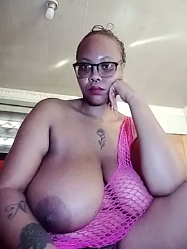 Snapshot of ShantelBootyBoobs chatting on June 2026 11:54:01 AM ShantelBootyBoobs online show from June 2026 11:54:01 AM