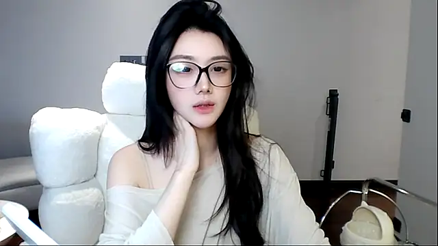 MedeLineayr online show from March 2026 05:28:01 PM