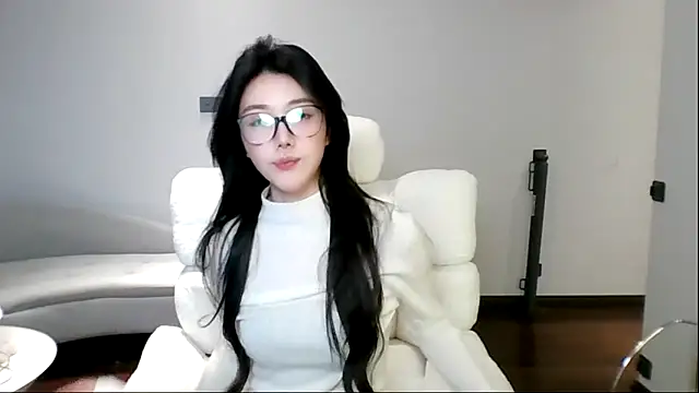 MedeLineayr online show from March 2026 05:58:01 PM