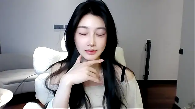 MedeLineayr online show from March 2026 05:03:01 PM