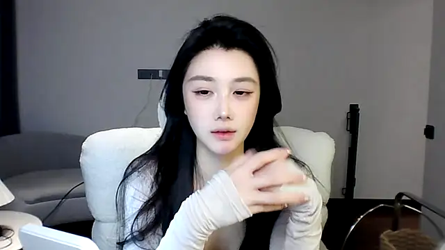 MedeLineayr online show from April 2026 01:58:02 PM