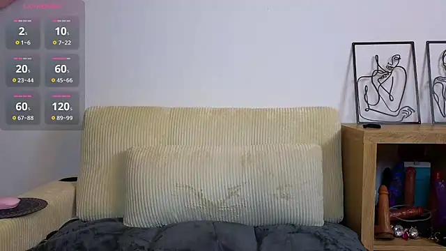 Snapshot of Milas_Dreams_Dauergeil chatting on February 2026 07:14:01 PM Milas Dreams Dauergeil online show from February 2026 07:14:01 PM