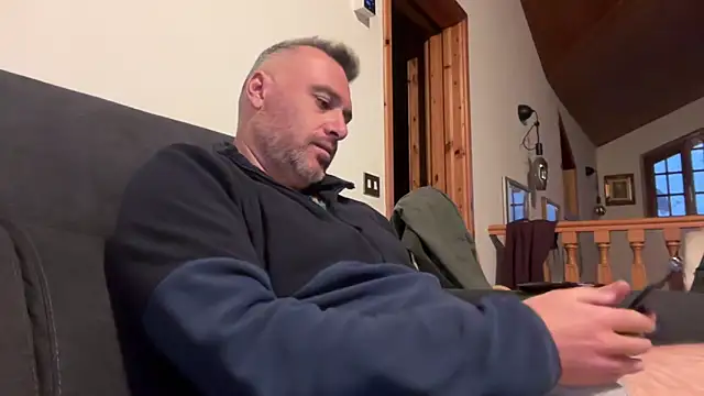 marcovik1 online show from February 2026 05:13:01 PM