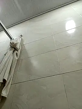 PerlaCurvasgrandes online show from February 2026 07:26:01 PM