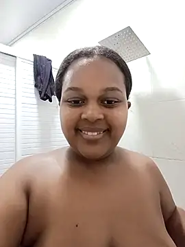 PerlaCurvasgrandes online show from February 2026 10:56:01 PM