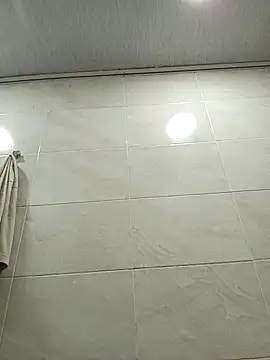 PerlaCurvasgrandes online show from February 2026 10:33:01 PM