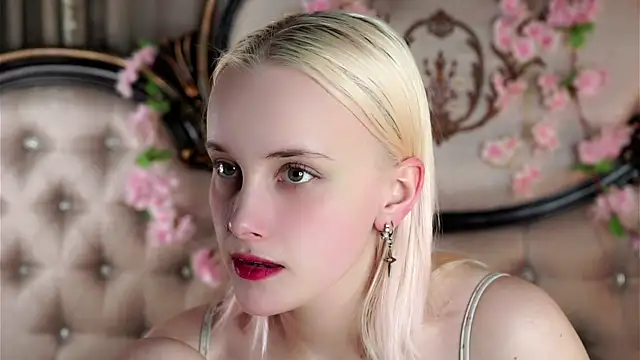 KirstinMcgeady online show from April 2026 11:14:02 AM