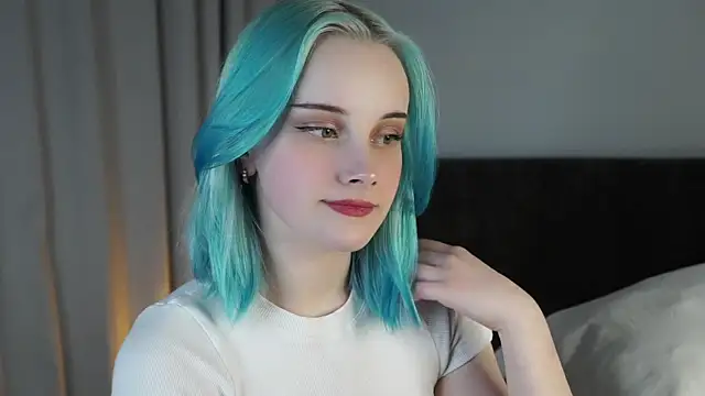 KirstinMcgeady online show from May 2026 12:59:02 PM