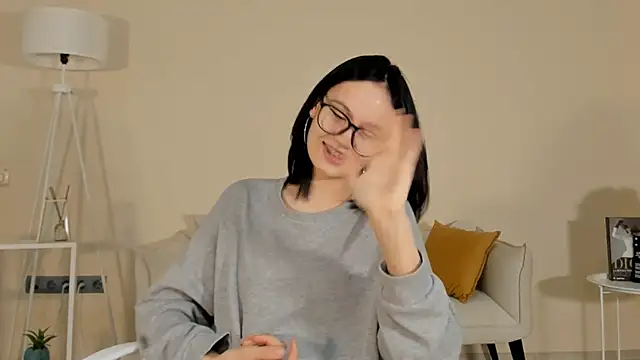 Snapshot of BeatrisRosel chatting on February 2026 03:43:01 PM BeatrisRosel online show from February 2026 03:43:01 PM