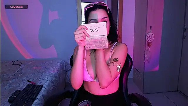 tana luux online show from May 2026 10:46:02 PM