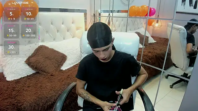 Snapshot of alexking_2 chatting on February 2026 05:23:02 PM alexking 2 online show from February 2026 05:23:02 PM