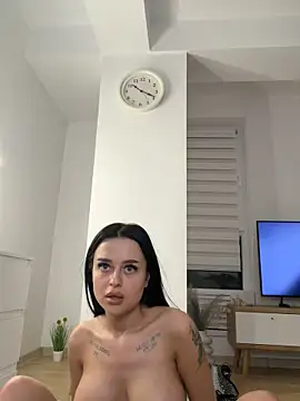 Katty Pery online show from February 2026 08:20:02 PM