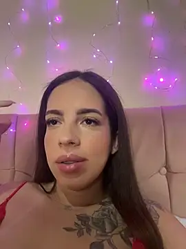 Larinhap online show from February 2026 03:36:01 PM