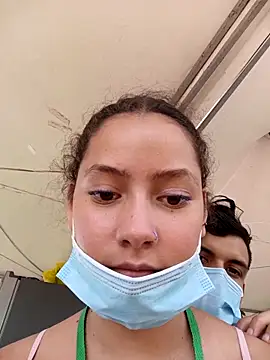 blakeandallisa online show from April 2026 04:46:01 PM