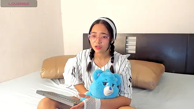 Mariana toress online show from March 2026 11:54:01 PM