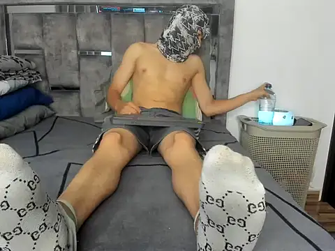 Master Ruthless77 online show from February 2026 12:27:02 PM