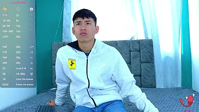 Snapshot of NicolasTorrez chatting on February 2026 07:46:01 PM NicolasTorrez online show from February 2026 07:46:01 PM