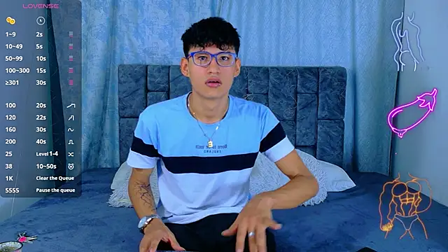 NicolasTorrez online show from June 2026 02:42:01 AM