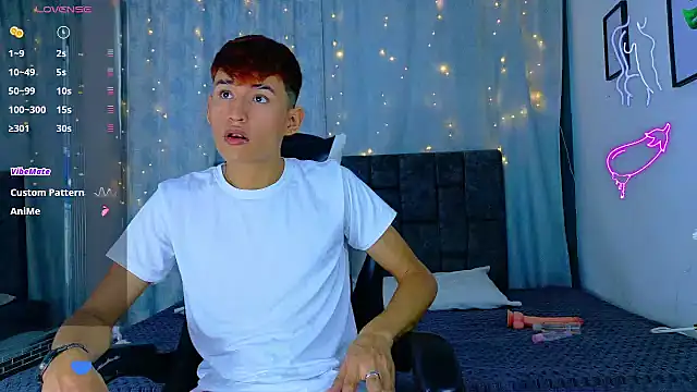 NicolasTorrez online show from April 2026 09:54:02 PM