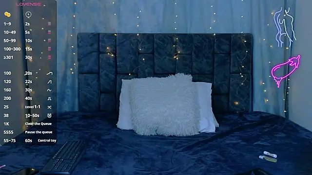 NicolasTorrez online show from April 2026 09:38:02 PM