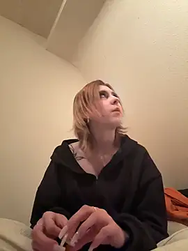 Milli-Kiss online show from April 2026 08:12:02 PM