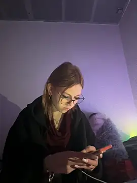 Milli-Kiss online show from April 2026 07:09:02 PM