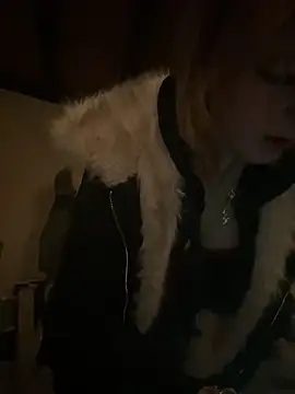 Milli-Kiss online show from April 2026 08:15:02 PM