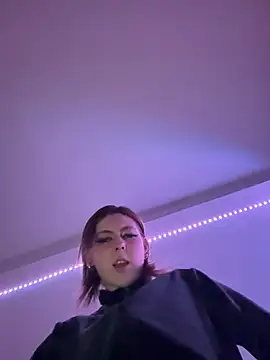 Snapshot of Milli-Kiss chatting on February 2026 06:07:01 PM Milli-Kiss online show from February 2026 06:07:01 PM