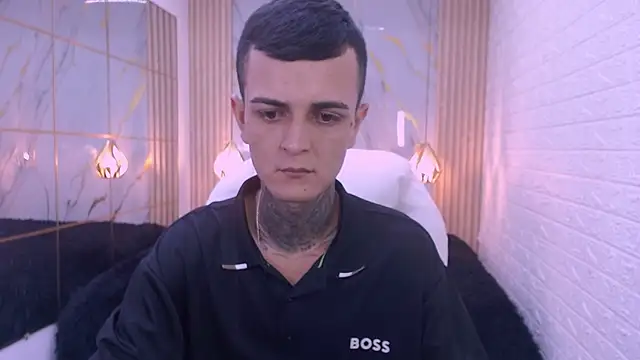 Snapshot of benjamin_anthony chatting on February 2026 02:34:01 AM benjamin anthony online show from February 2026 02:34:01 AM