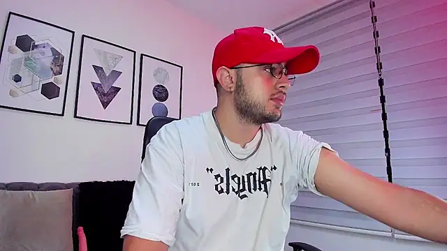 Snapshot of ethan_grace chatting on March 2026 11:50:01 AM ethan grace online show from March 2026 11:50:01 AM