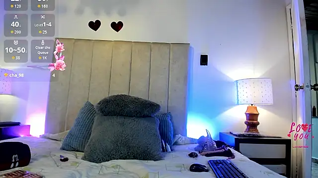 MissMilf  online show from March 2026 07:47:01 PM