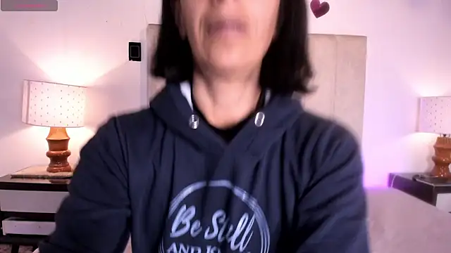 MissMilf  online show from April 2026 07:51:02 PM