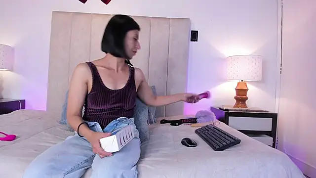 MissMilf  online show from April 2026 07:29:02 PM