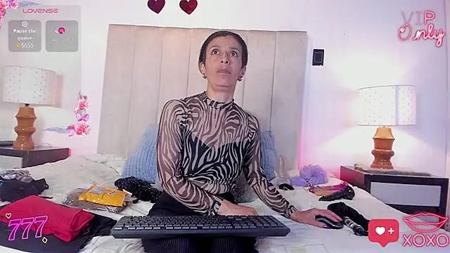 MissMilf  online show from March 2026 07:59:02 PM