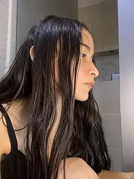 candy deluxe online show from March 2026 02:29:02 AM