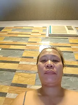 squirtshantal online show from February 2026 11:20:02 AM