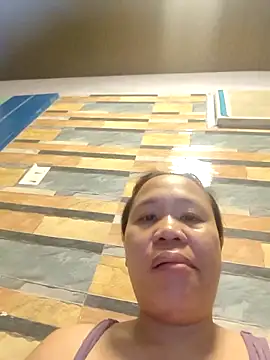 squirtshantal online show from March 2026 12:55:01 AM