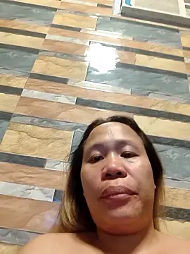 squirtshantal online show from May 2026 10:32:01 AM