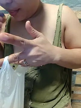 squirtshantal online show from March 2026 11:48:02 AM