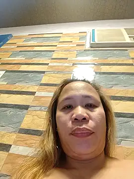 squirtshantal online show from February 2026 11:34:02 AM