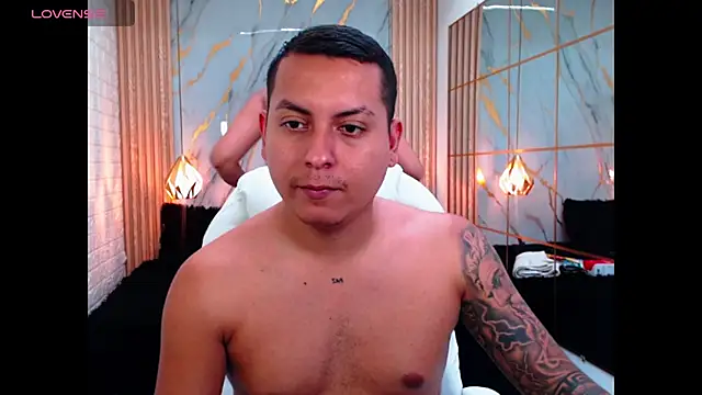 vanessa f online show from April 2026 07:37:02 PM