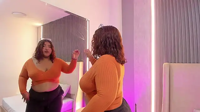 VanessaLanz online show from April 2026 12:45:02 PM