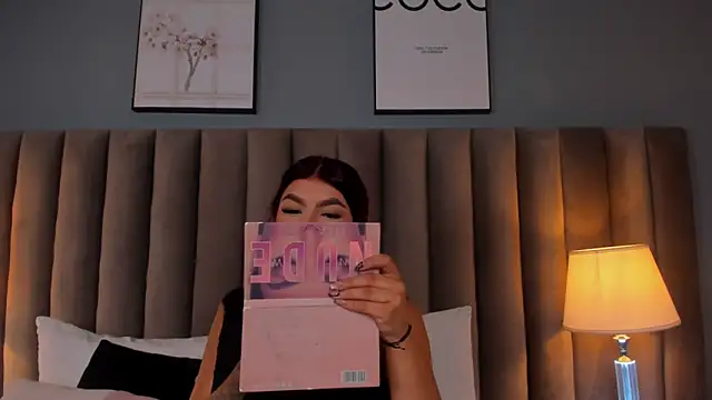 LolaSteven online show from February 2026 08:30:01 PM