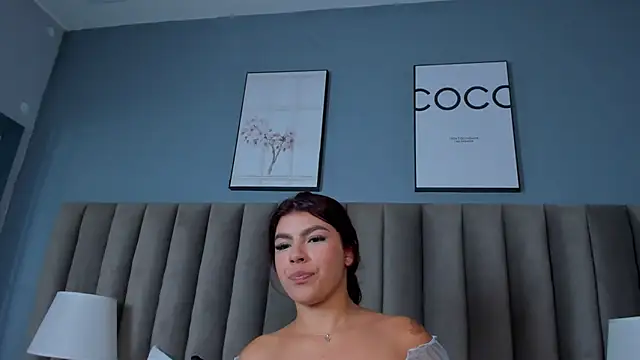 LolaSteven online show from February 2026 09:37:01 PM