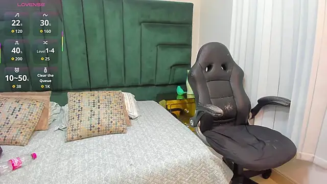 CatalinaBlaze online show from April 2026 01:56:01 AM