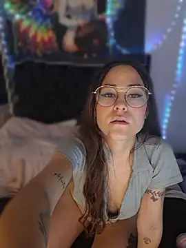 CatalinaBlaze online show from June 2026 05:03:02 PM