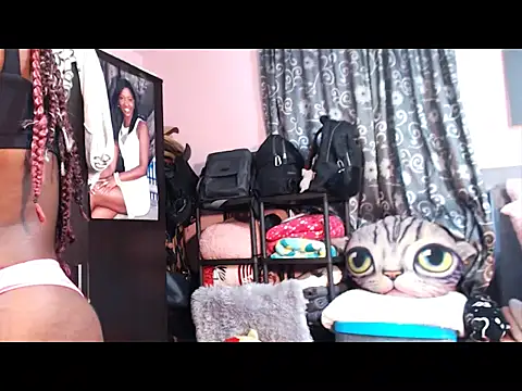 Snapshot of alanalaurent15 chatting on February 2026 12:04:01 PM alanalaurent15 online show from February 2026 12:04:01 PM