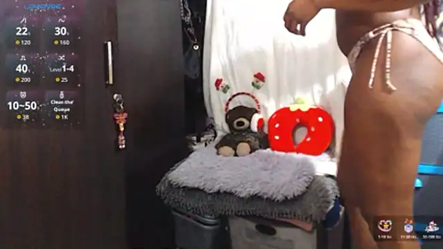 alanalaurent15 online show from March 2026 02:00:01 AM