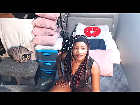 Snapshot of alanalaurent15 chatting on February 2026 09:06:02 AM alanalaurent15 online show from February 2026 09:06:02 AM